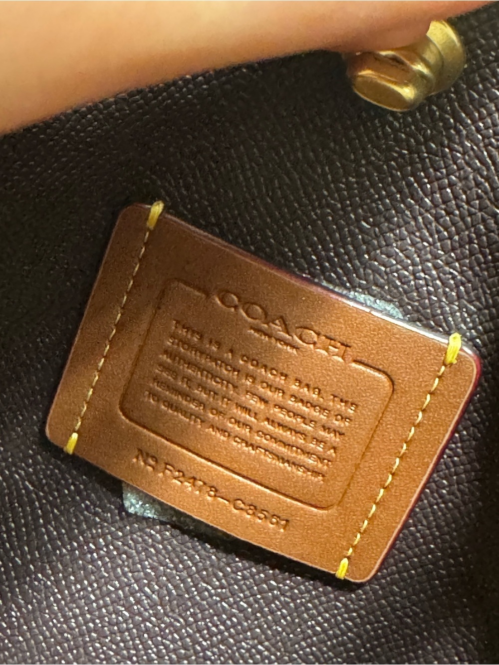 Coach Pebbled Leather Willow Tote 24 in Chalk/Taupe - Picture 4 of 4